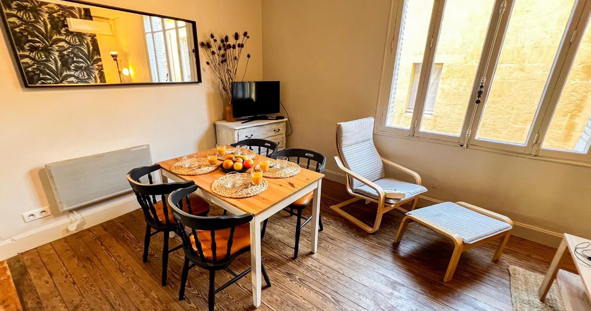 Апартаменты Ac - Private Exterior - Au Pied Du Palais Des Papes! Авиньон Экстерьер фото
