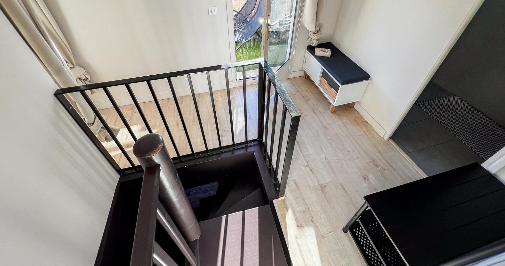 Апартаменты Ac - Private Exterior - Au Pied Du Palais Des Papes! Авиньон Экстерьер фото